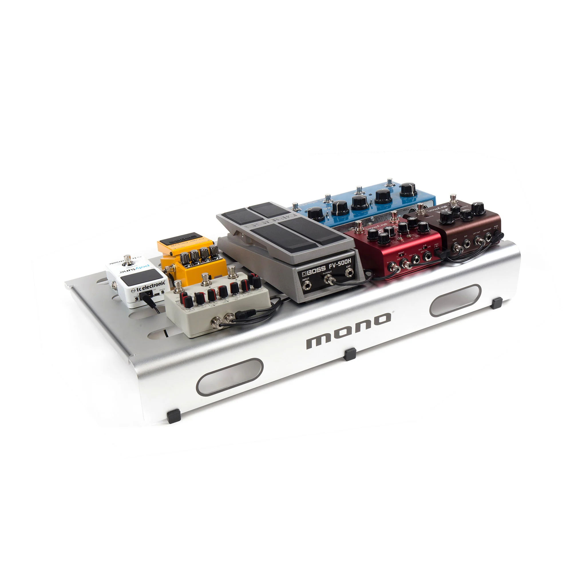 Pedalboard Medium, Silver and Tour Accessory Case 2.0, Black - Image 7