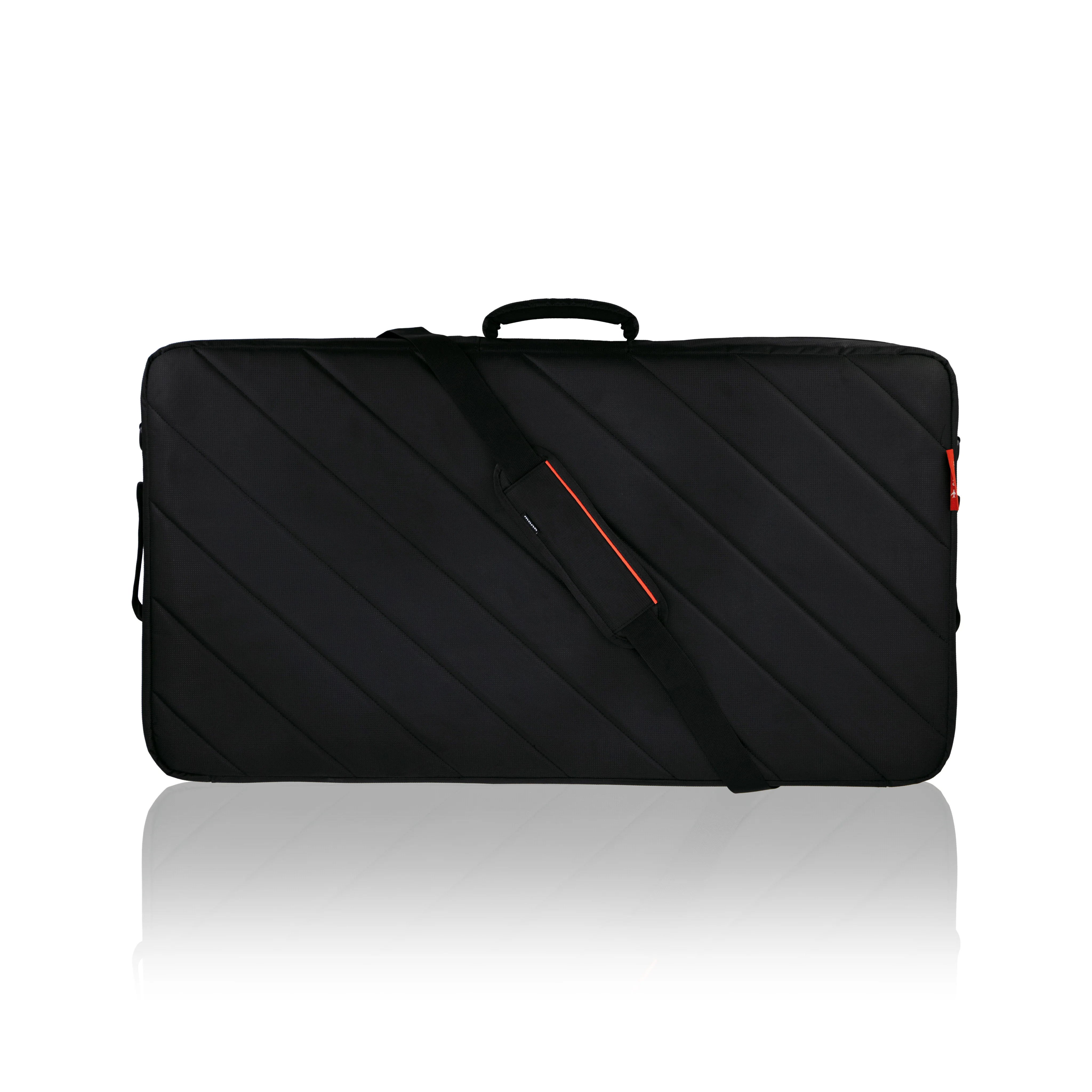 Pedalboard Rail Large, Black and Stealth Pro Accessory Case, Black - Image 9